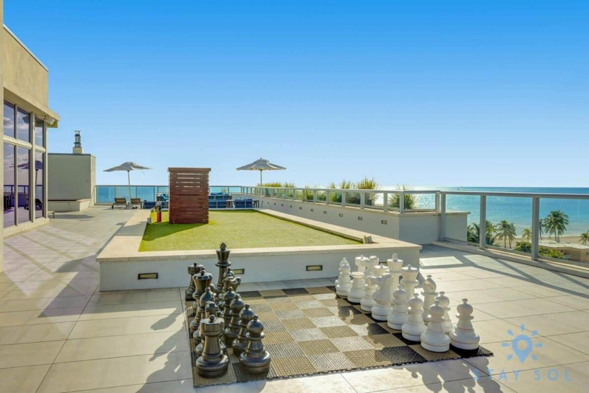 Rooftop Pool - Hollywood Beach Boardwalk Екстериор снимка