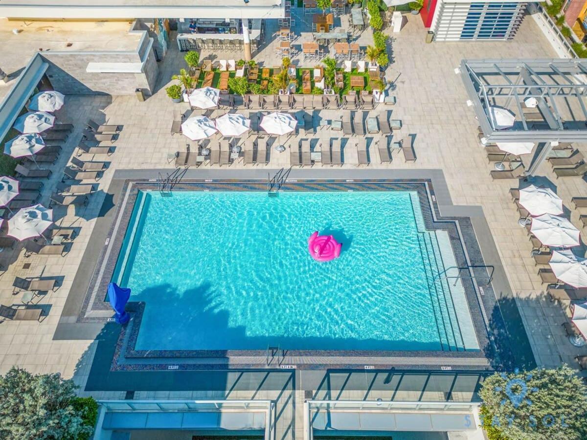 Rooftop Pool - Hollywood Beach Boardwalk Екстериор снимка