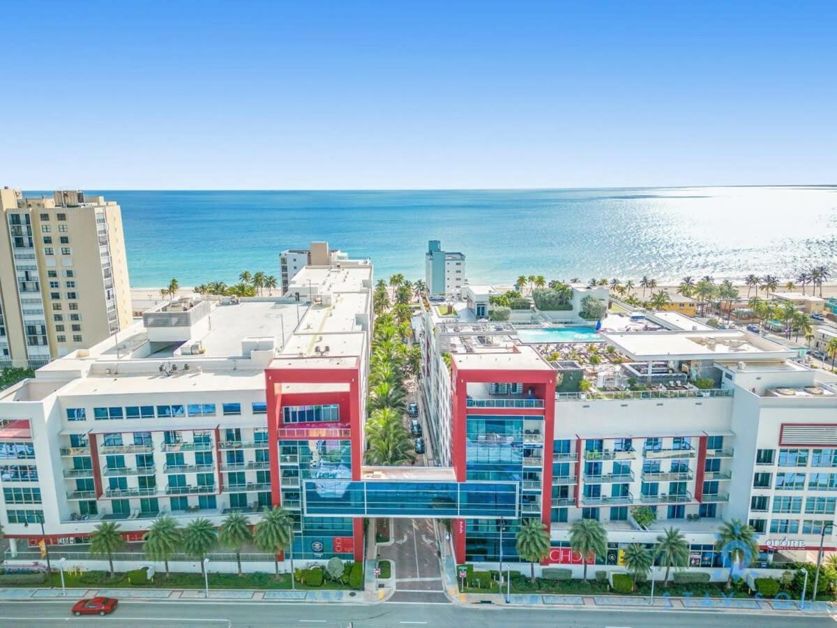 Rooftop Pool - Hollywood Beach Boardwalk Екстериор снимка
