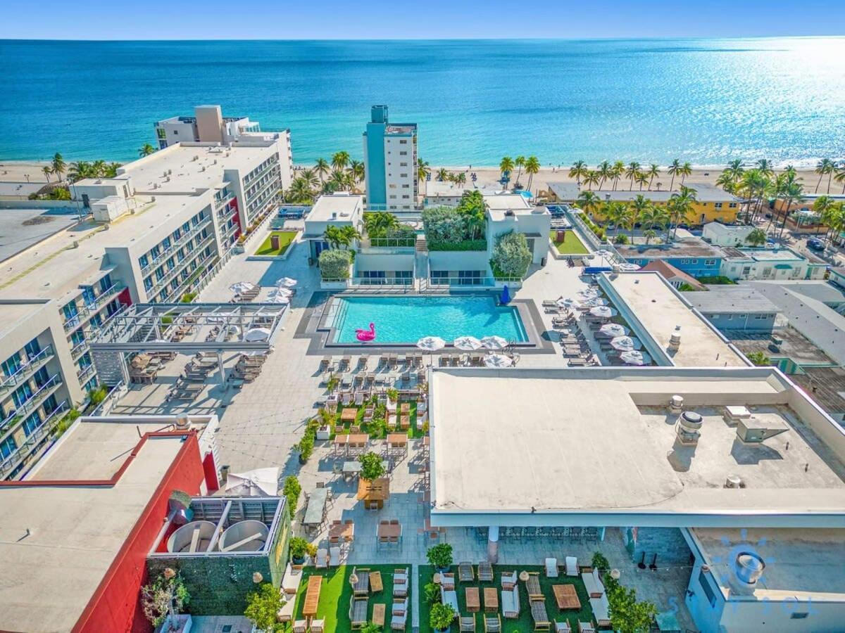 Rooftop Pool - Hollywood Beach Boardwalk Екстериор снимка